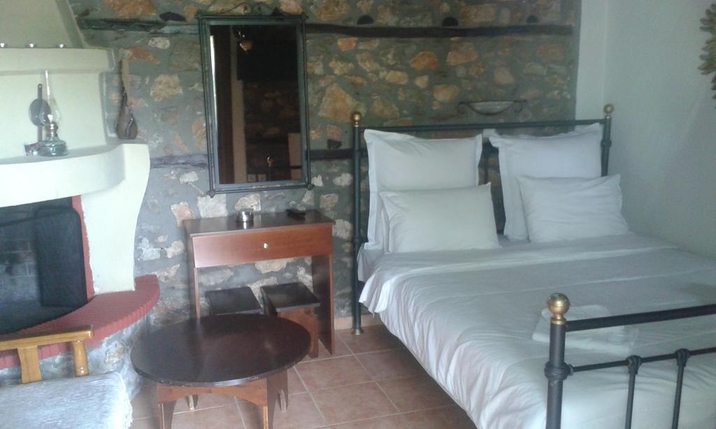 Traditional Guesthouse Archontoula Palaios Panteleimonas Esterno foto