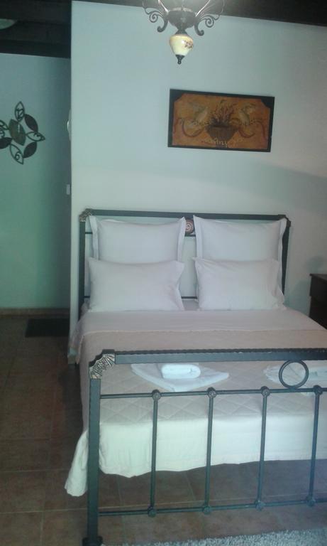 Traditional Guesthouse Archontoula Palaios Panteleimonas Esterno foto