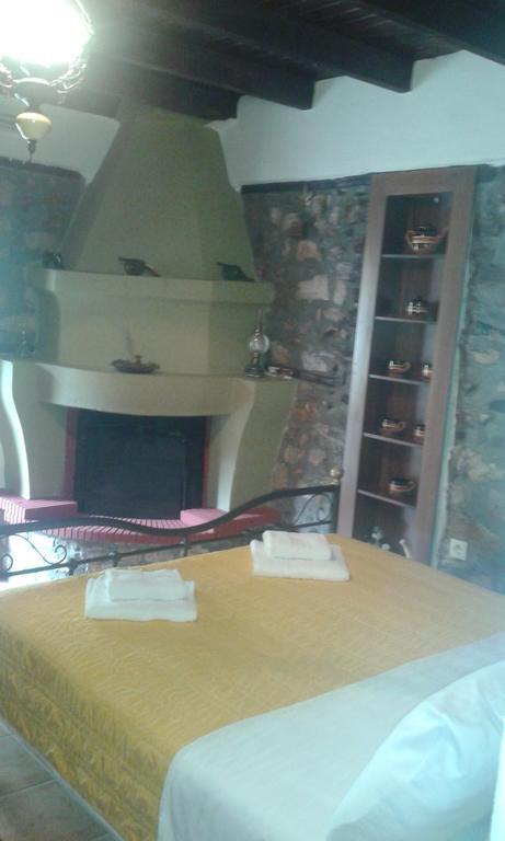 Traditional Guesthouse Archontoula Palaios Panteleimonas Esterno foto